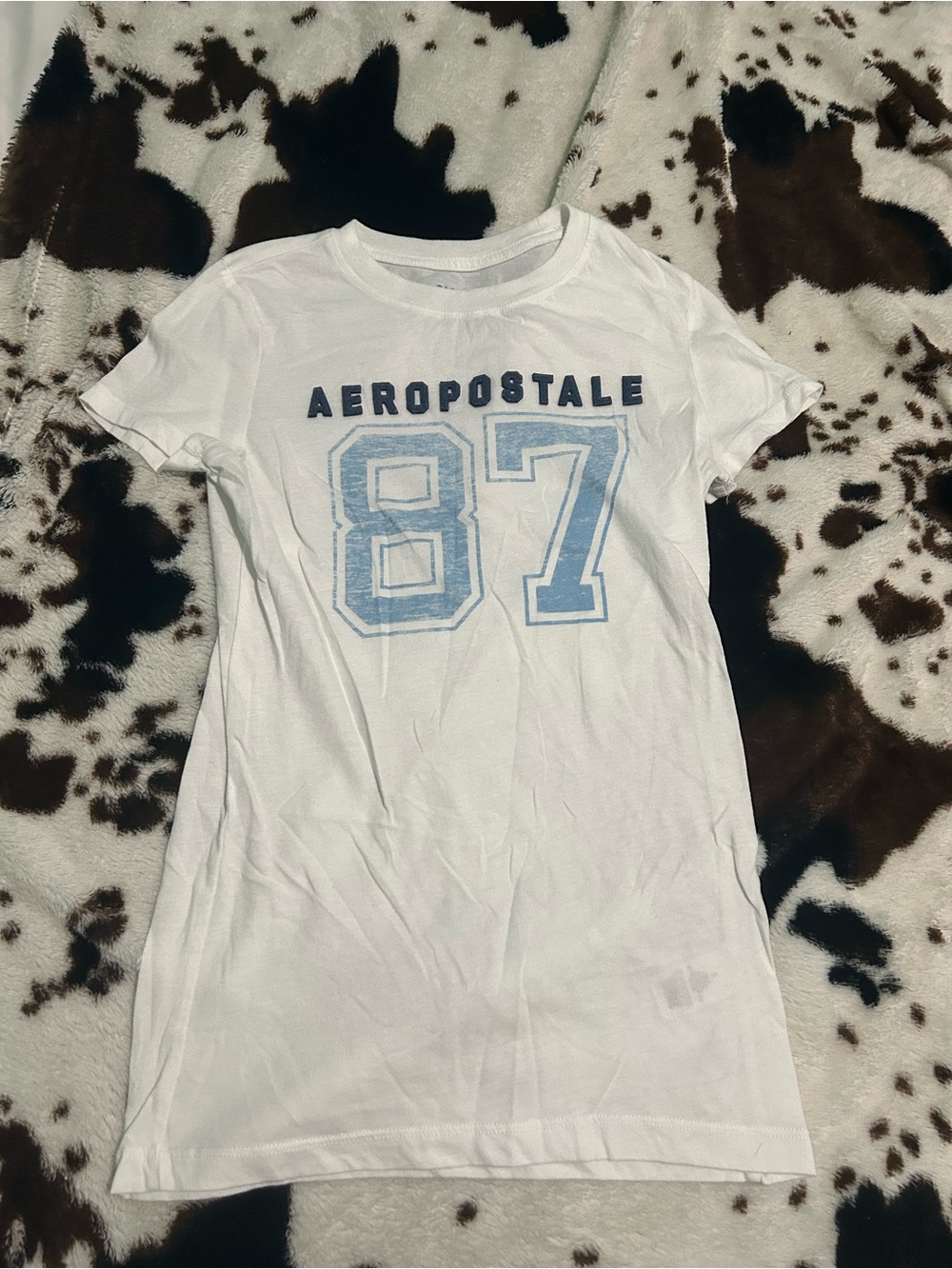 Aeropostale White Short-Sleeve Tee with Light Blue '87' Graphic